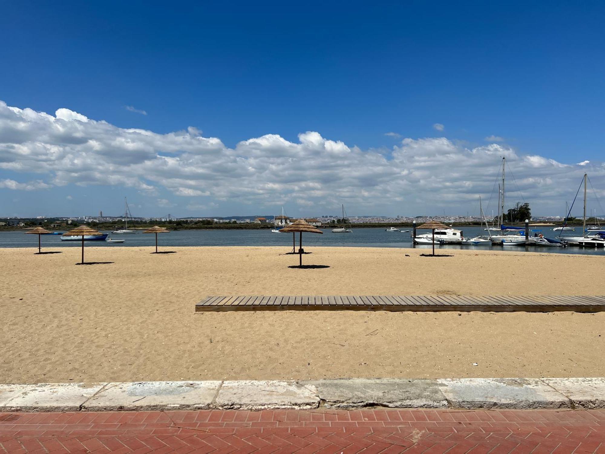 Apartamento The Pearl Of Seixal Seixal  Exterior foto